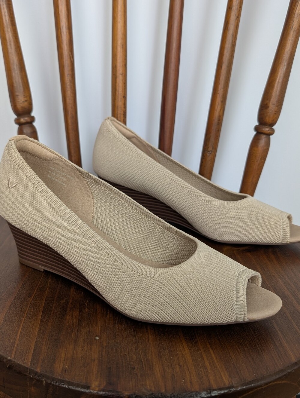 Vivaia Tamia Peep Toe Wedges - EU 38.5/US 7.5